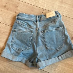 Express high rise mom short